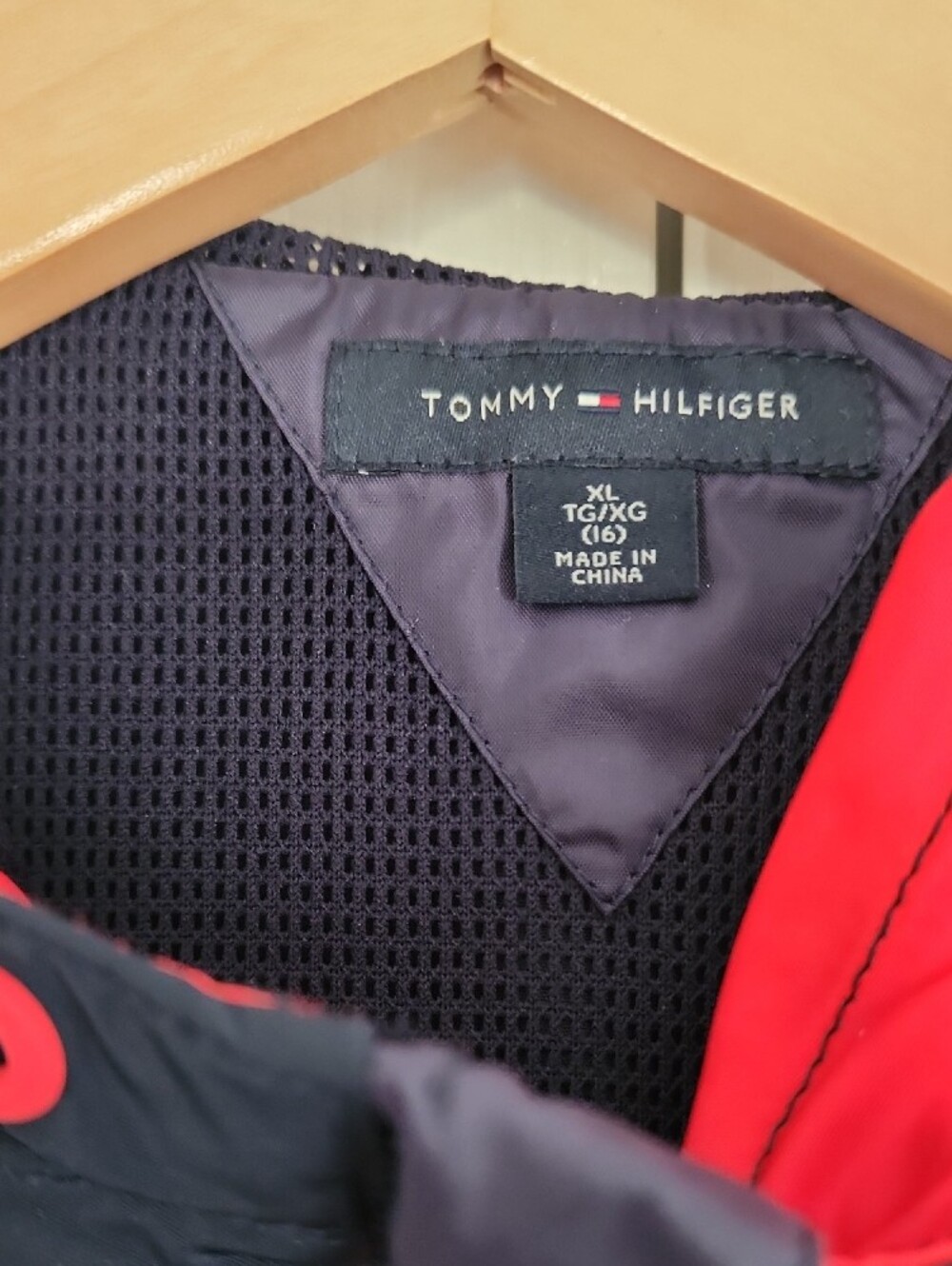 Tommy Hilfiger Navy Hooded Windbreaker with Red & White Trim - Picture 2 of 5
